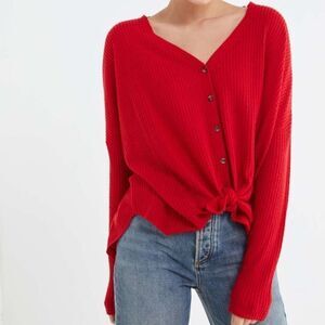 ✨ URBAN OUTFITTERS OUT FROM UNDER RED JOJO OVERSIZED WAFFLE KNIT THERMAL TOP ✨